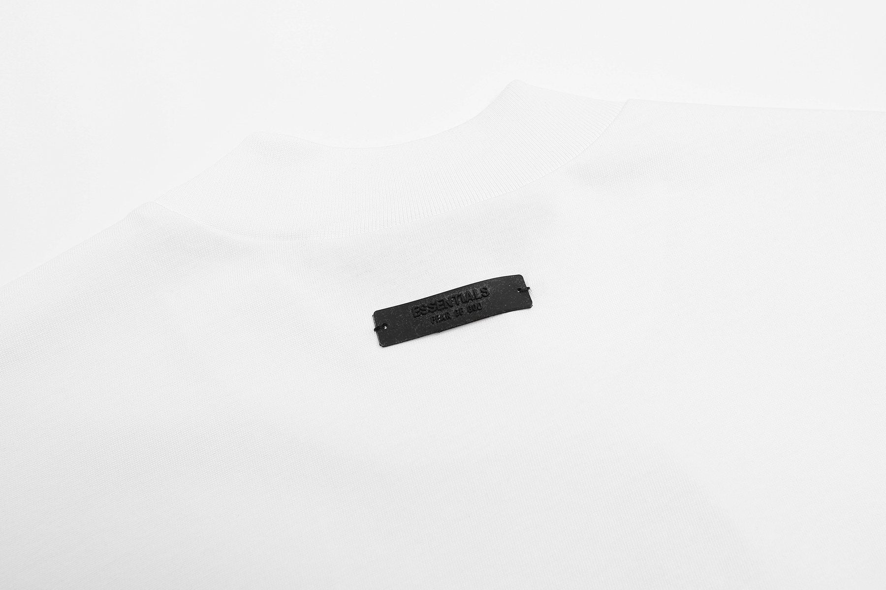 ESSENTIALS 1977 Graphic Short-Sleeve T-Shirt — neck_label