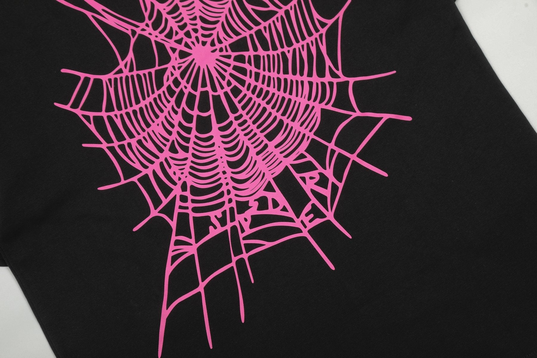Sp5der Pink Spiderweb Graphic Short-Sleeve T-Shirt — detail