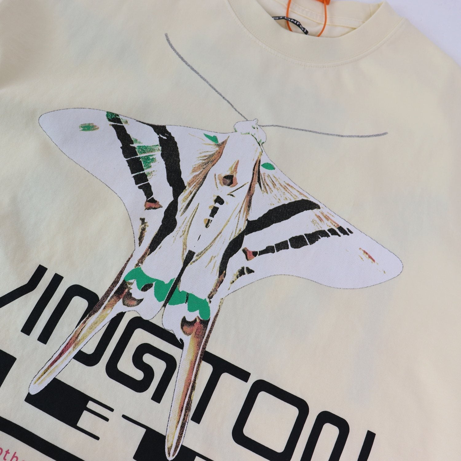 RRR123 Moth Graphic Short-Sleeve T-Shirt — detail