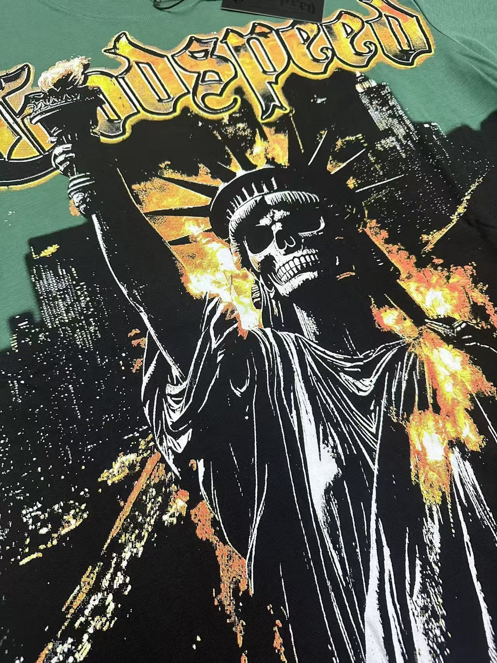 Godspeed Statue of Liberty Graphic T-Shirt — detail