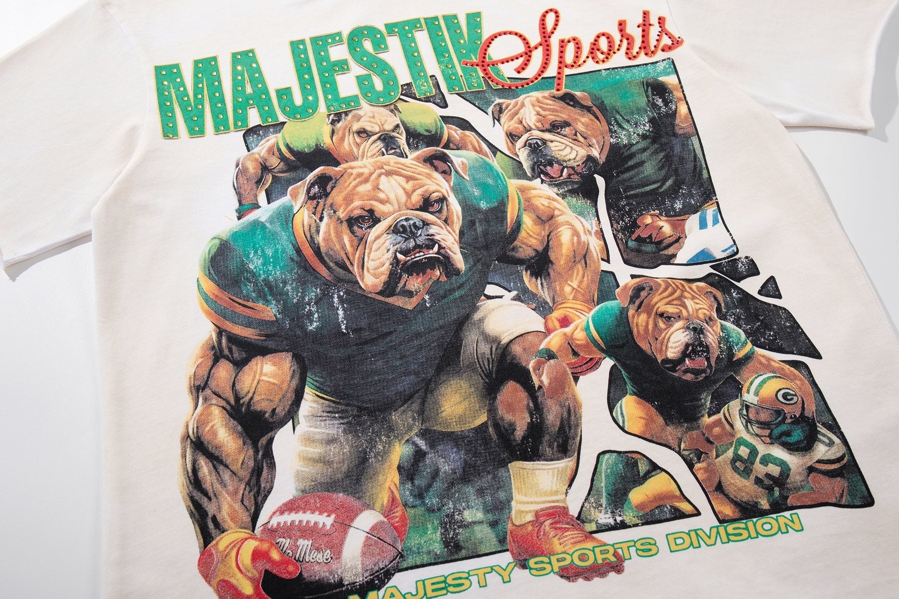 MAJESTIK Bulldog Football Graphic Short-Sleeve T-Shirt - White — detail