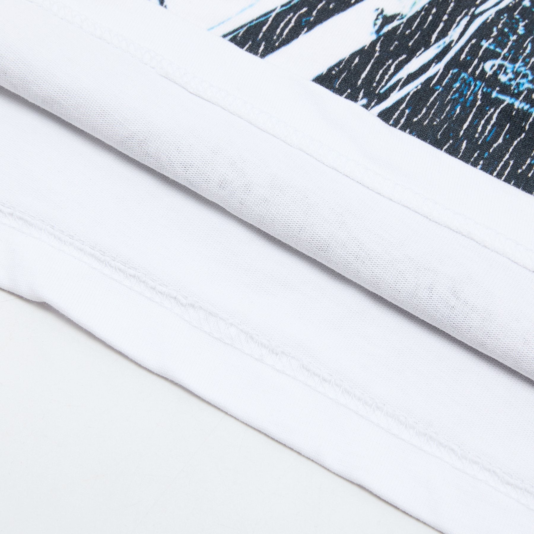 MAJESTIK Football Eagle Graphic T-Shirt — detail