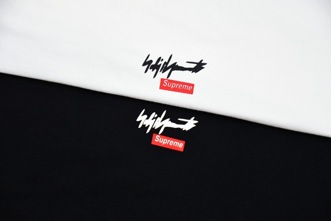 Supreme Pumpkin Face & Blue Rose Graphic T-Shirt — detail