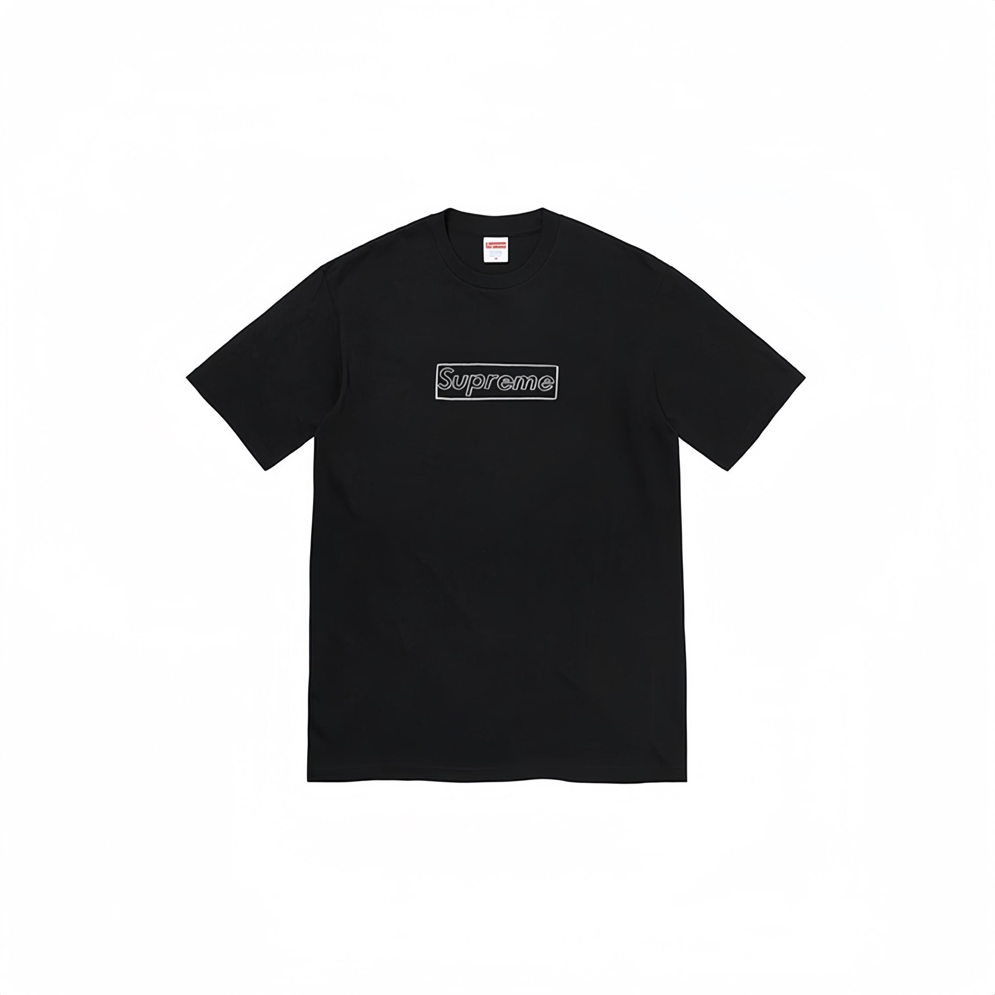 Supreme Chalk Logo Graphic T-Shirt — hero