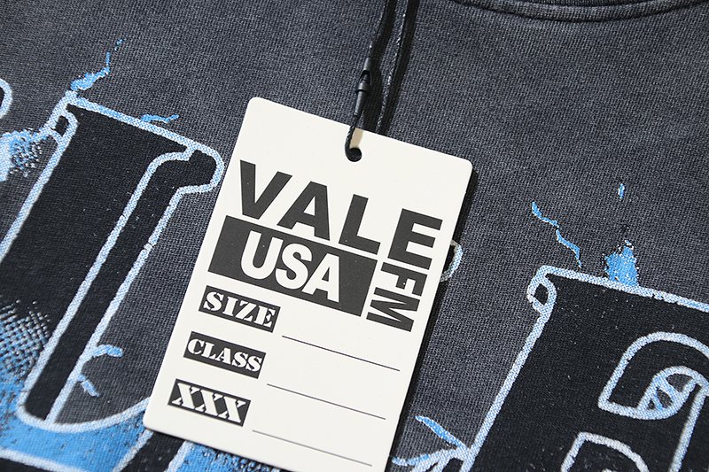 VALE USA World Cup Soccer Tiger Graphic T-Shirt — hang_tag