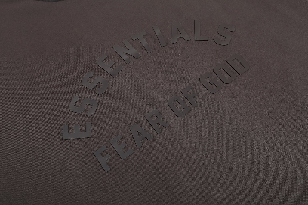 Fear of God Essentials Arched Logo Short-Sleeve T-Shirt — detail