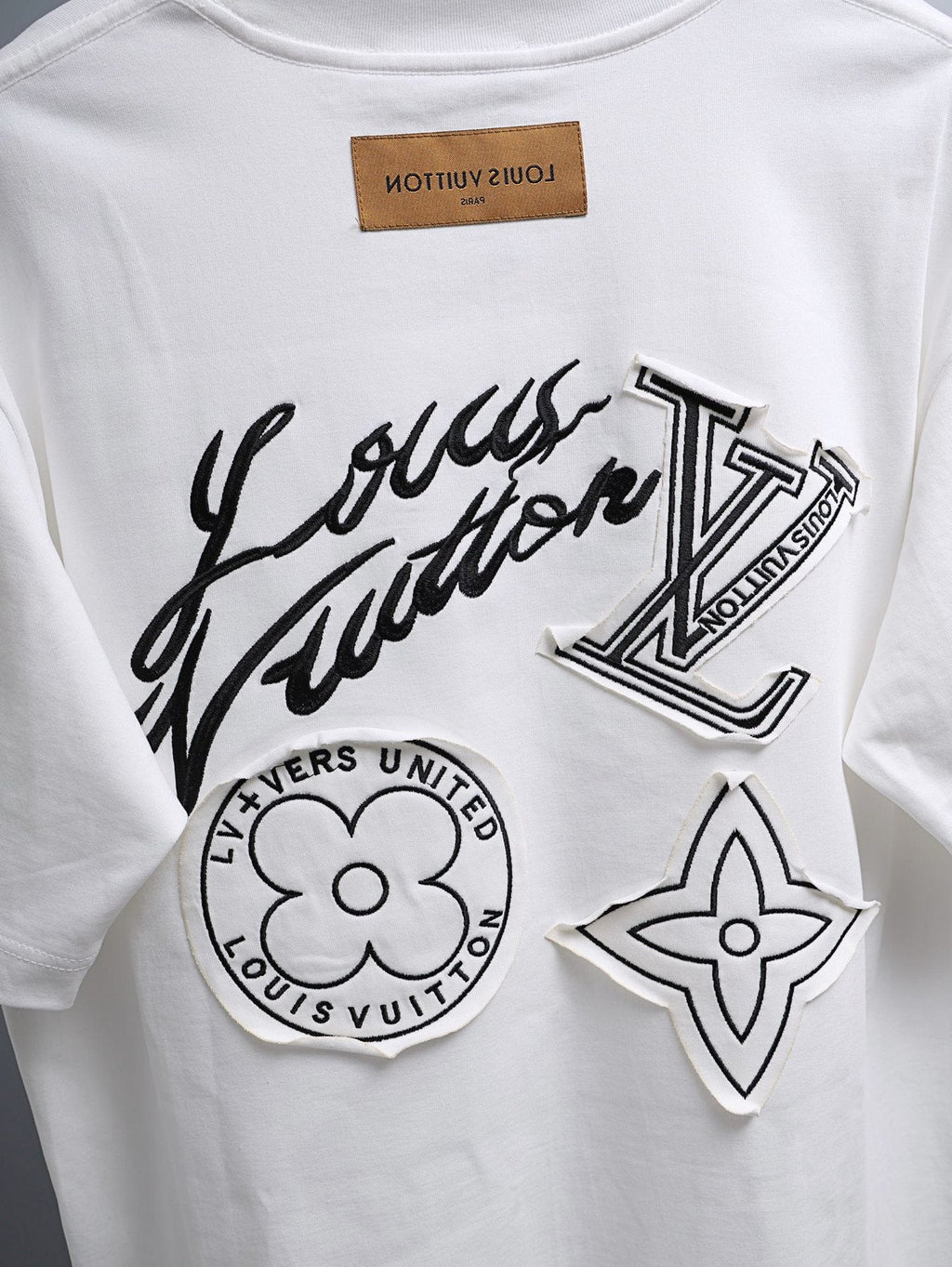 Louis Vuitton*LV Clover Patch Back Graphic T-Shirt — detail
